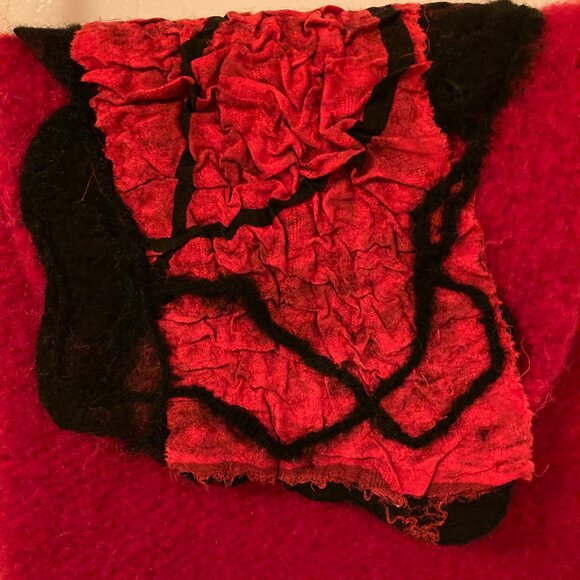 Artisan floral wool purse - Picture 9 of 13